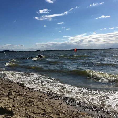 패밀리 아파트먼트 톰 아파트 *