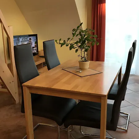 ファミリー トム Karlshagen