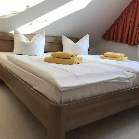 Apartment Family Tom *